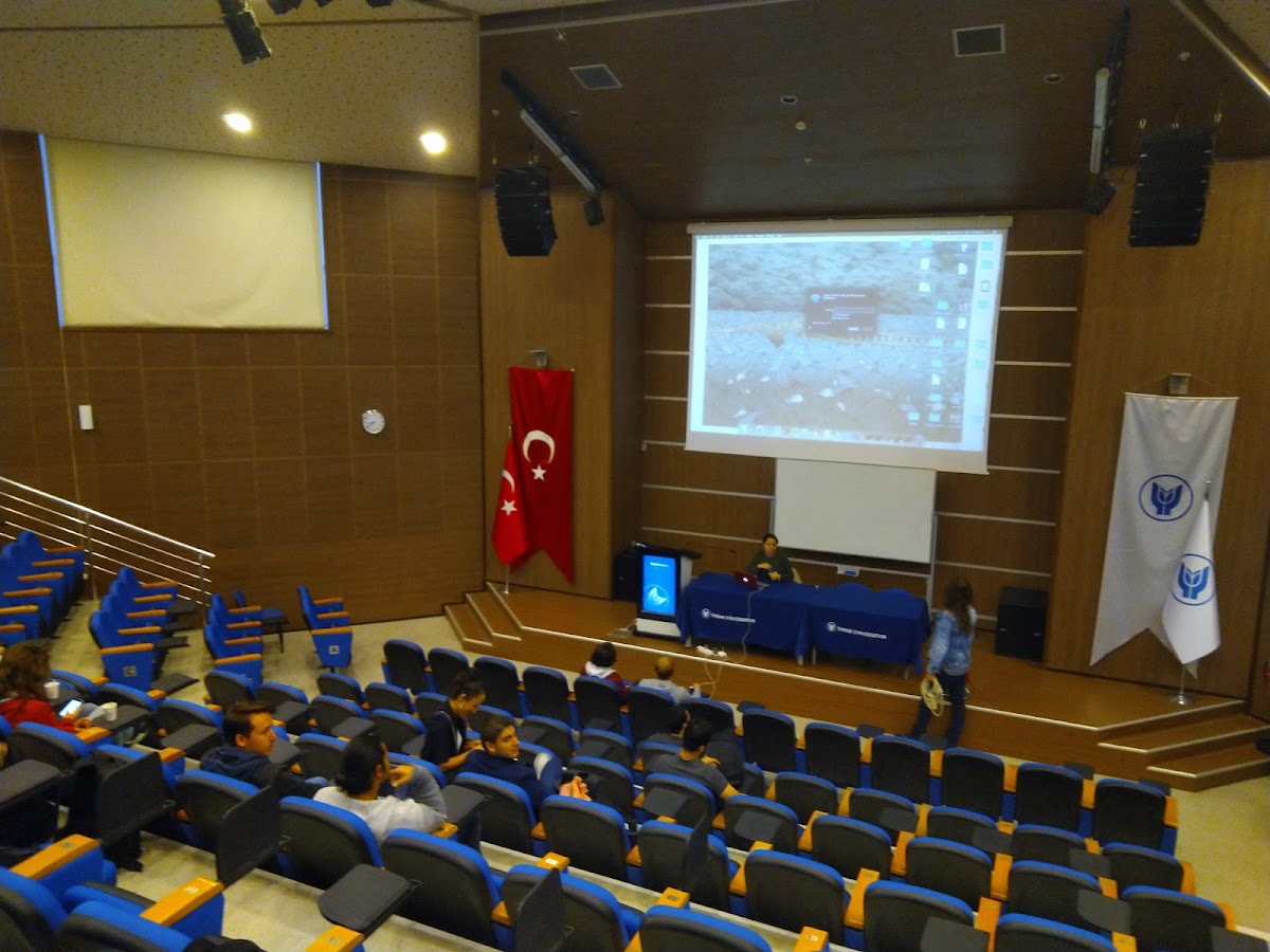 Yaşar University photo 3