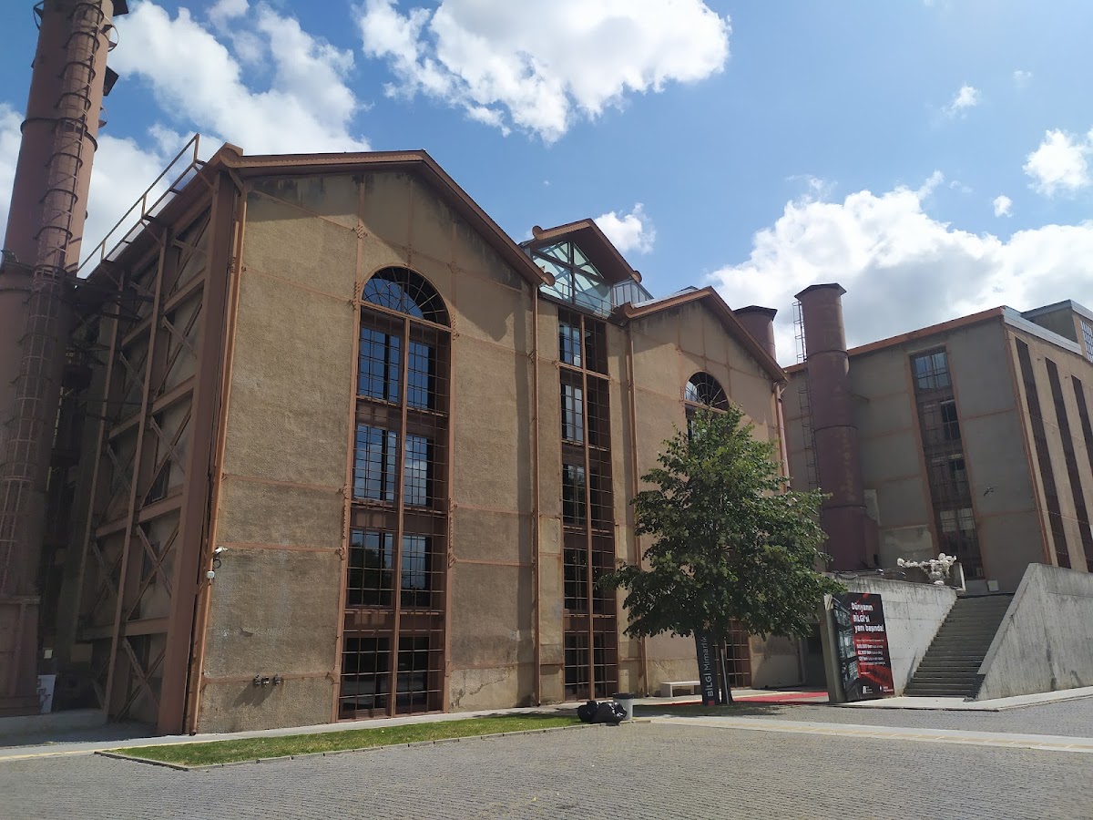 İstanbul Bilgi University photo 2