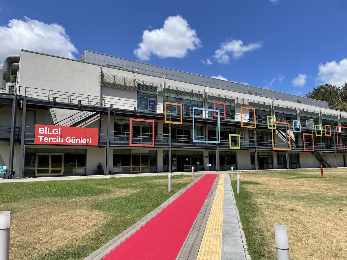 İstanbul Bilgi University photo 3