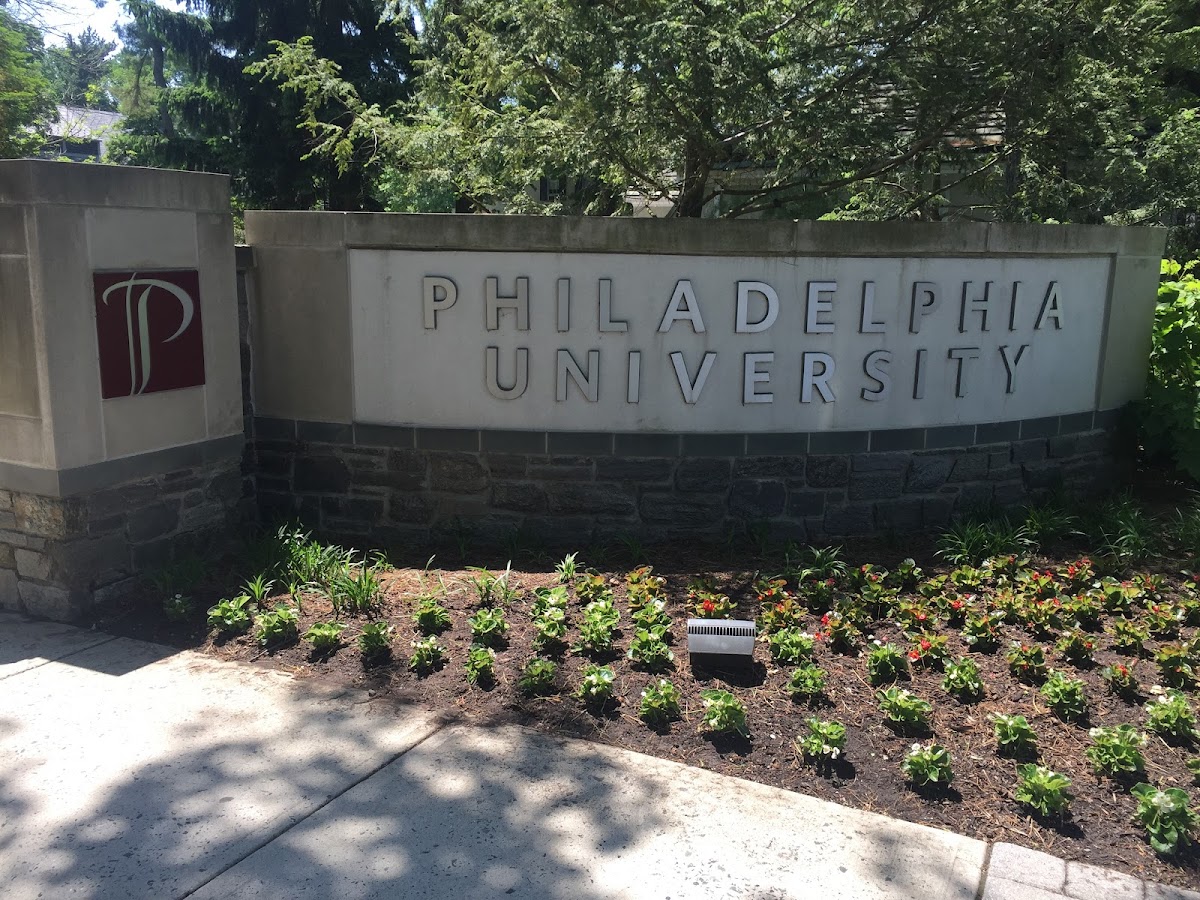 University of 3084 photo 5