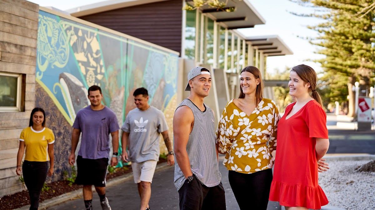 Eastern Institute of Technology (EIT) photo 1