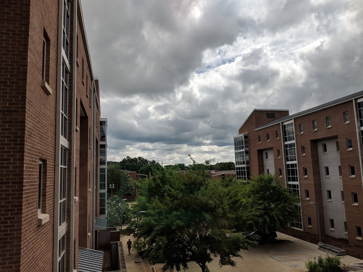 University of Alabama Huntsville photo 4
