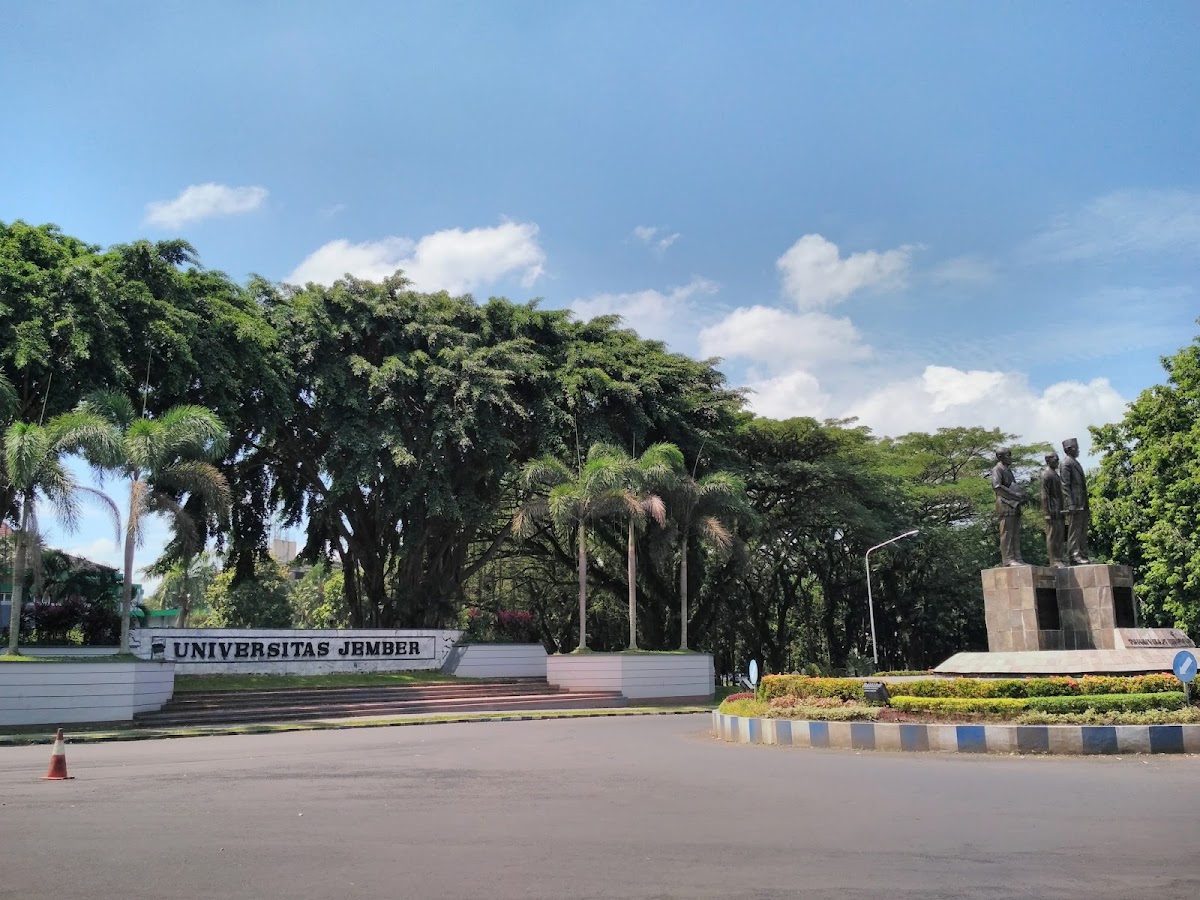 Jember University photo 4