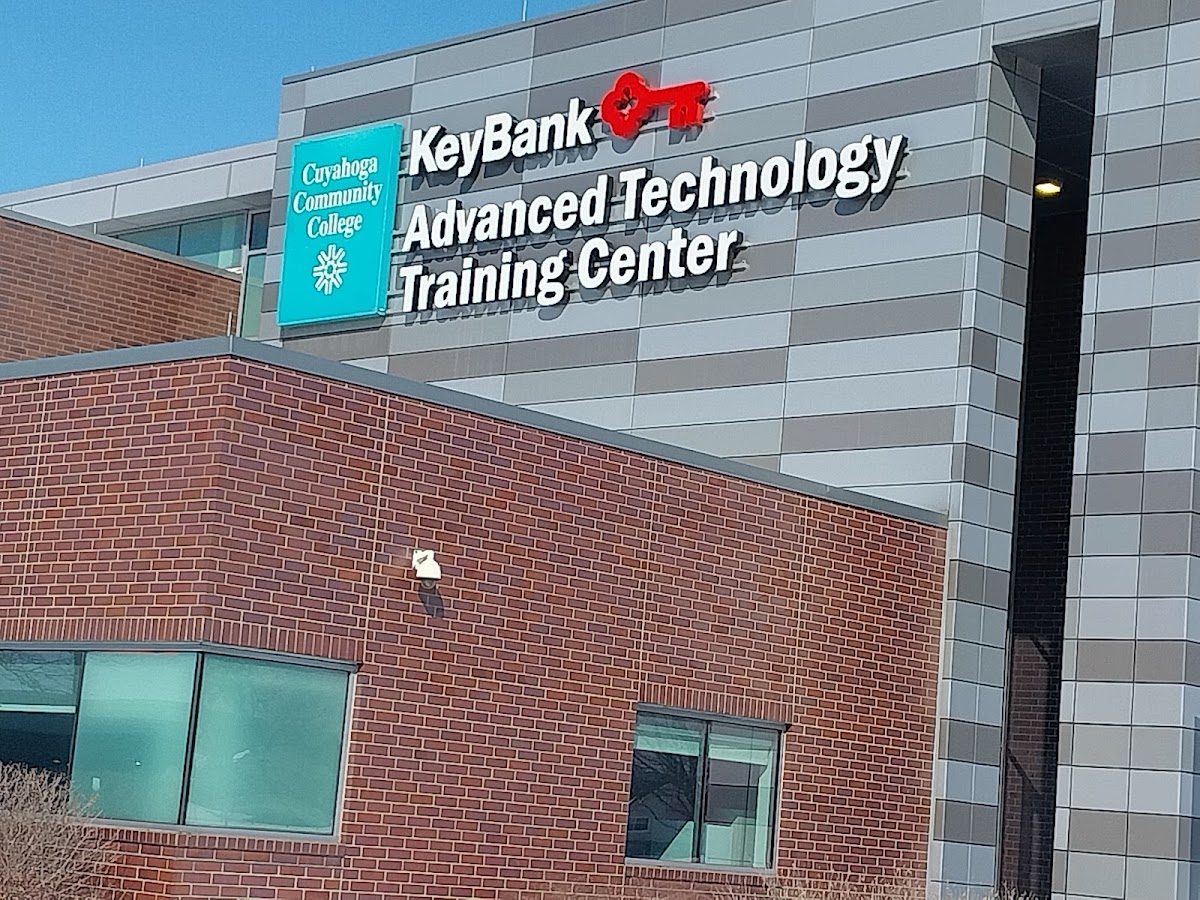 Technical Institute 2805 photo 1