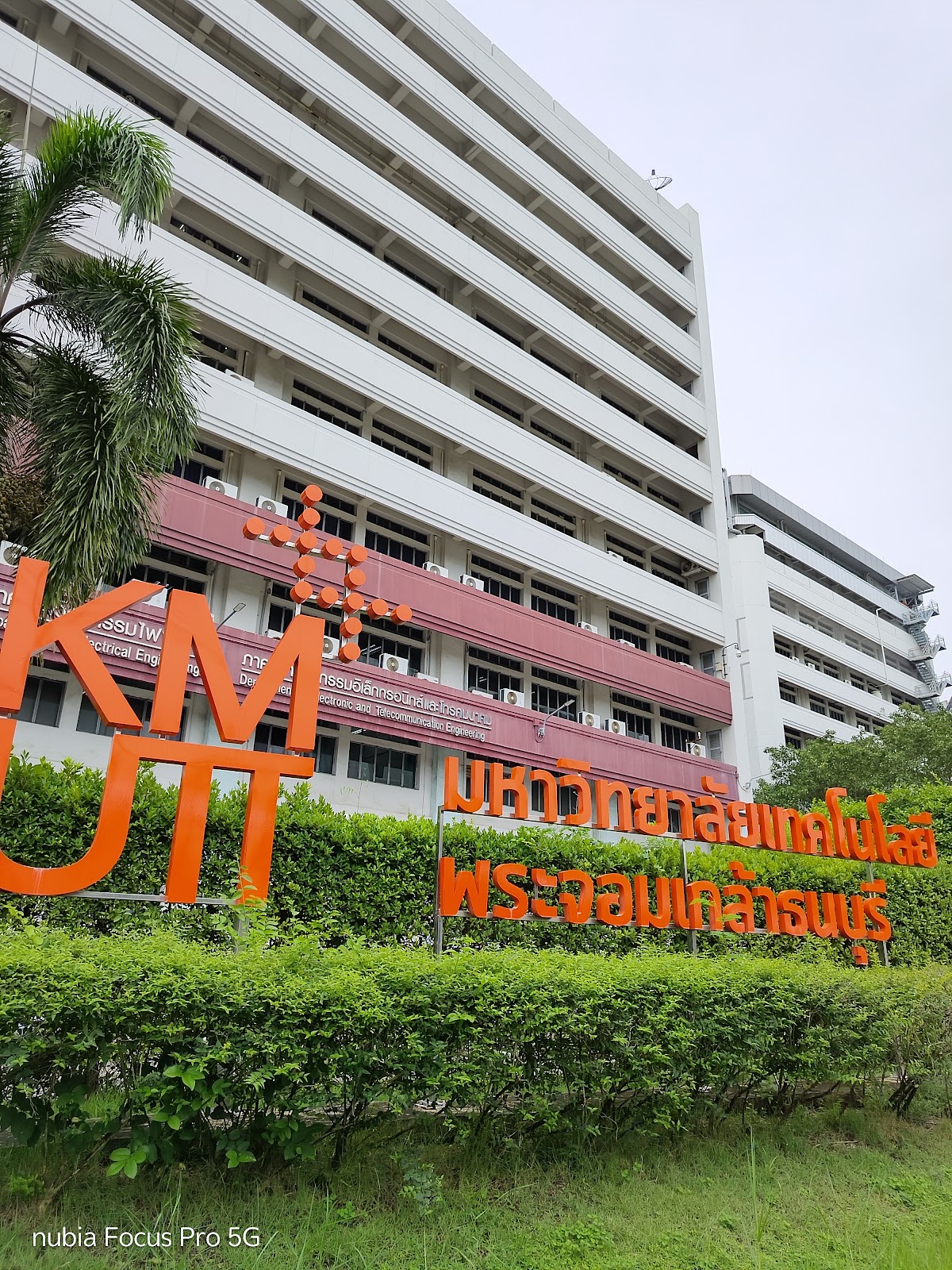 King Mongkut's University of Technology Thonburi photo 8
