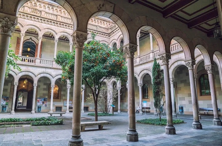 University of Barcelona photo 2