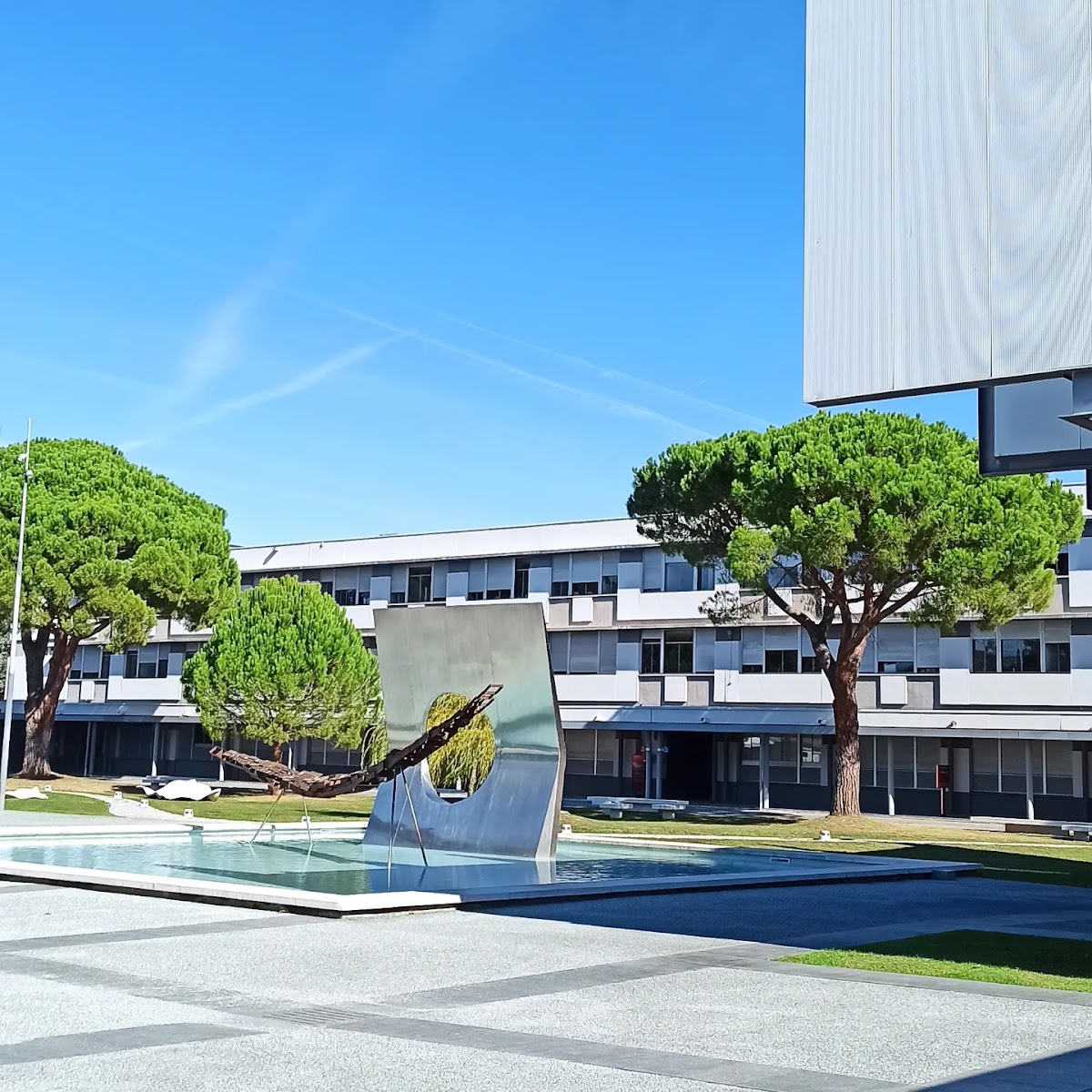 ENAC (École Nationale de l'Aviation Civile) photo 7