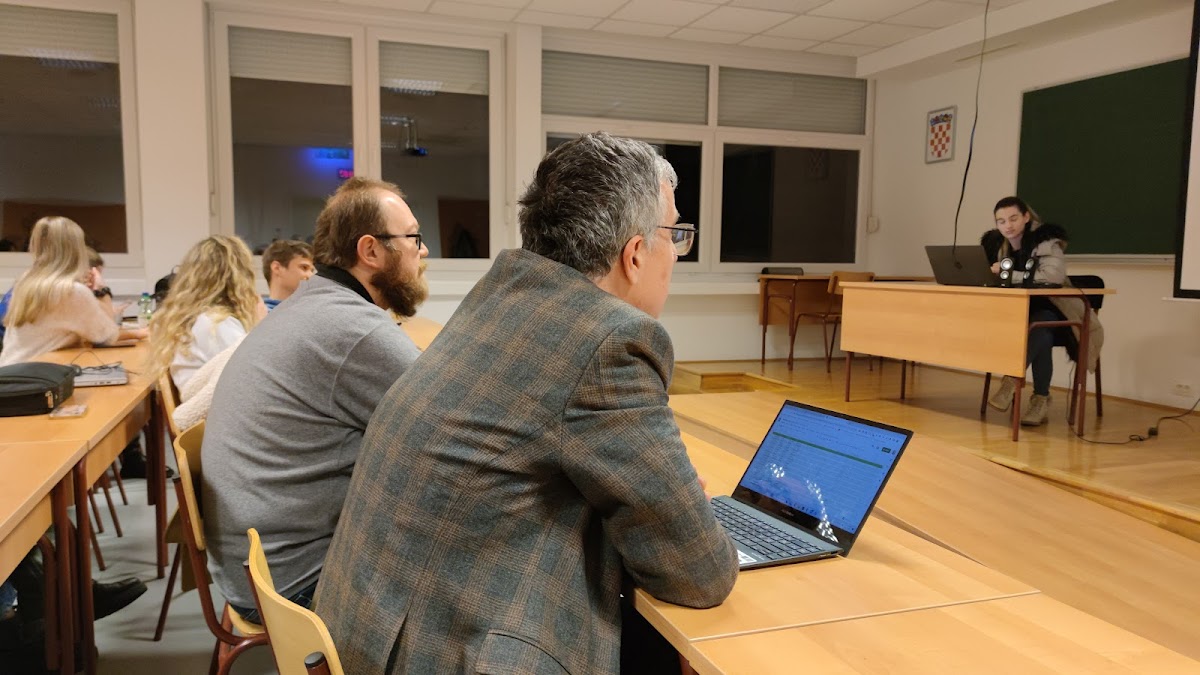 University North photo 2