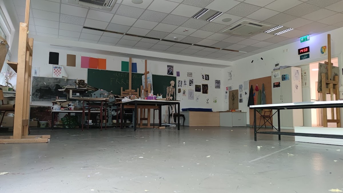 University North photo 3