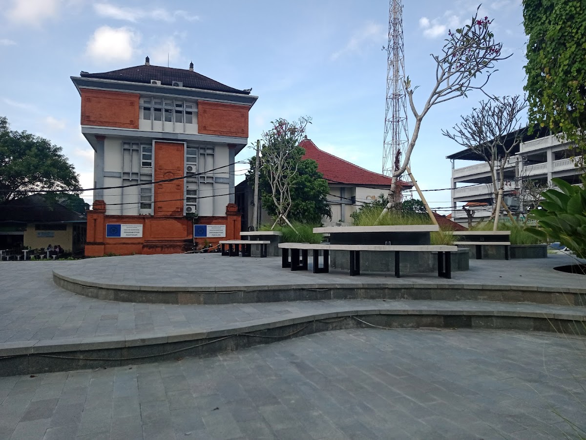 Universitas Udayana photo 7