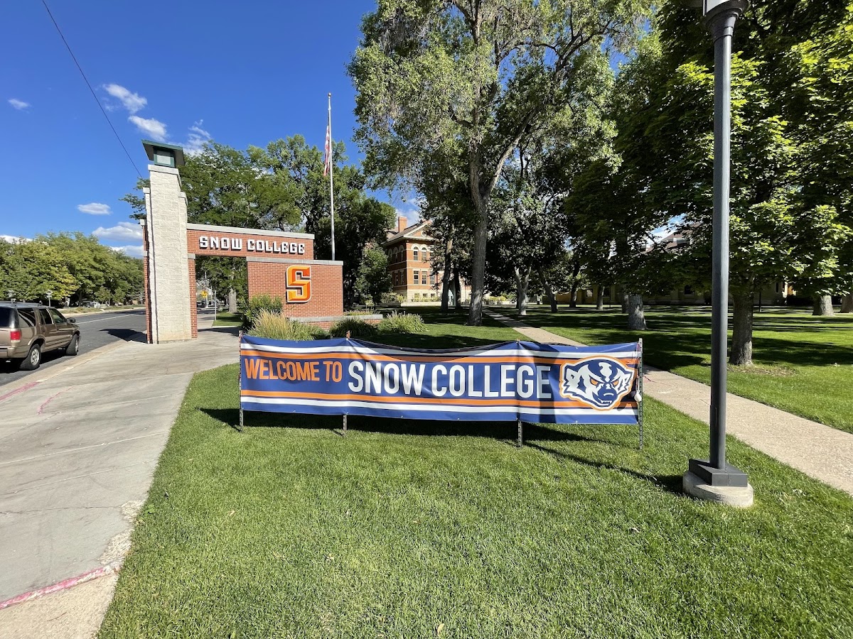 Snow College photo 3