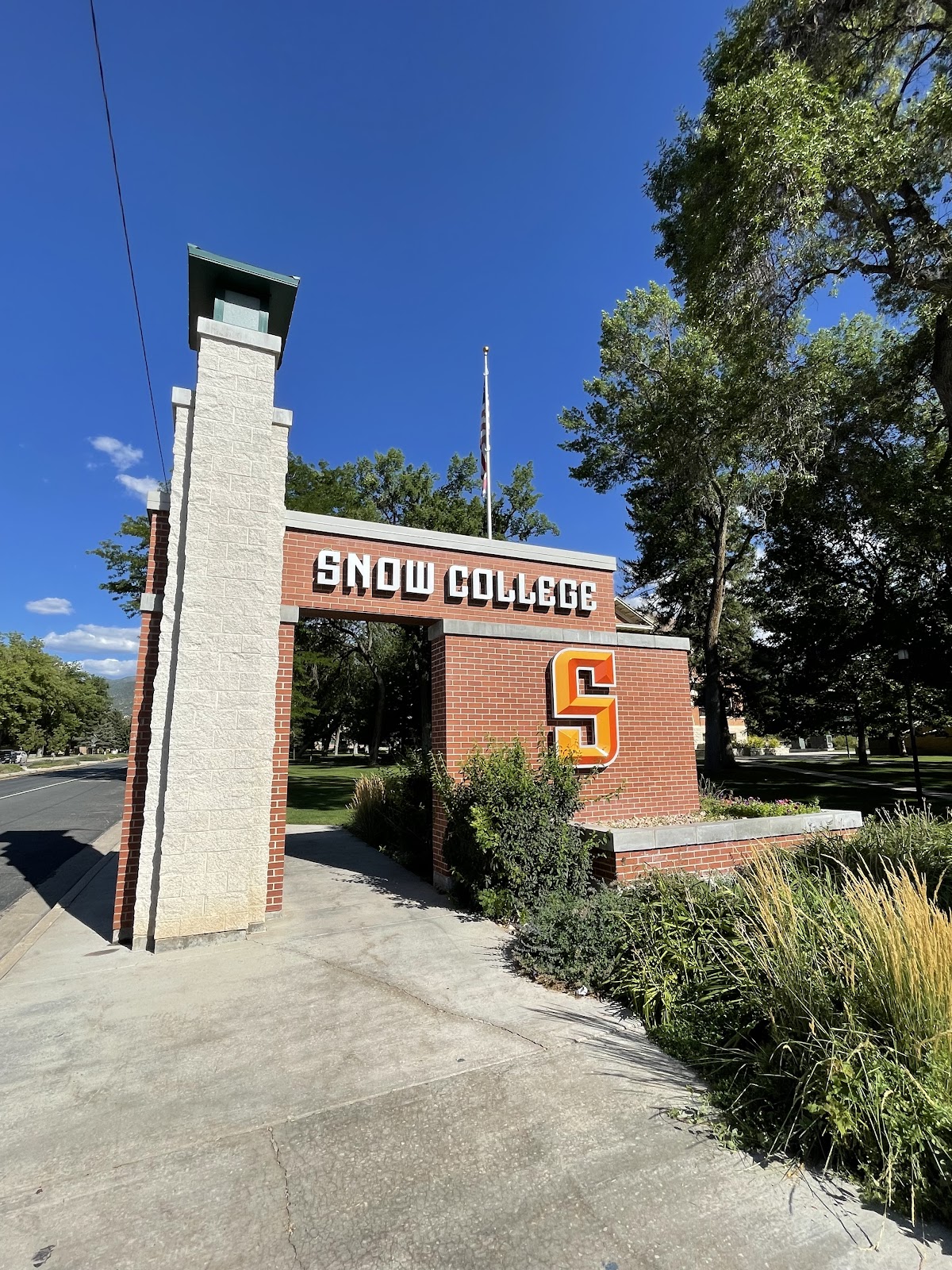 Snow College photo 6