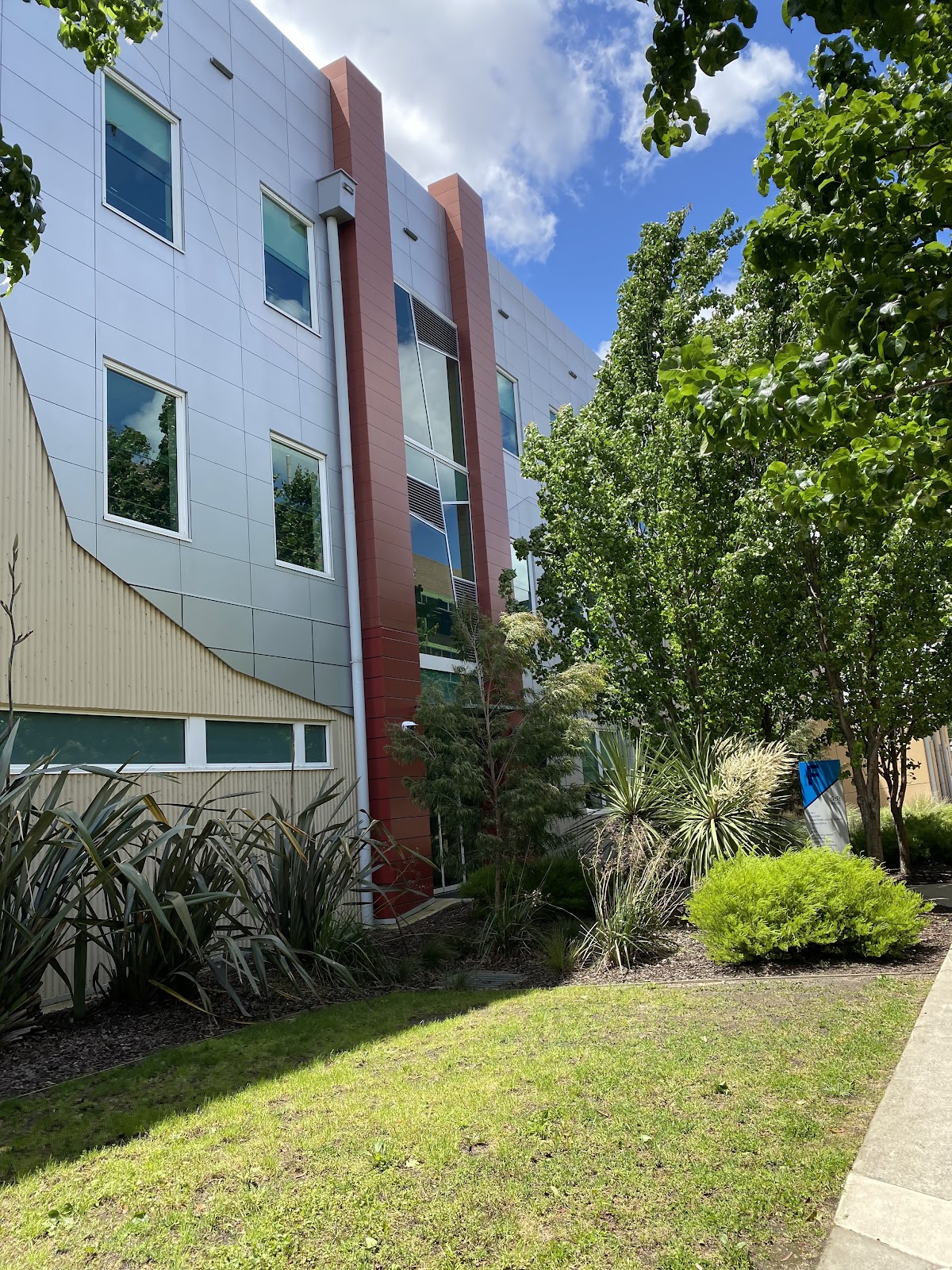 Northern Melbourne Institute of TAFE photo 8