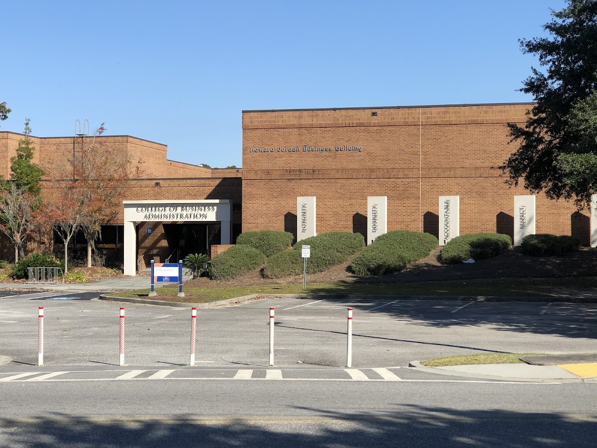 Savannah State photo 4