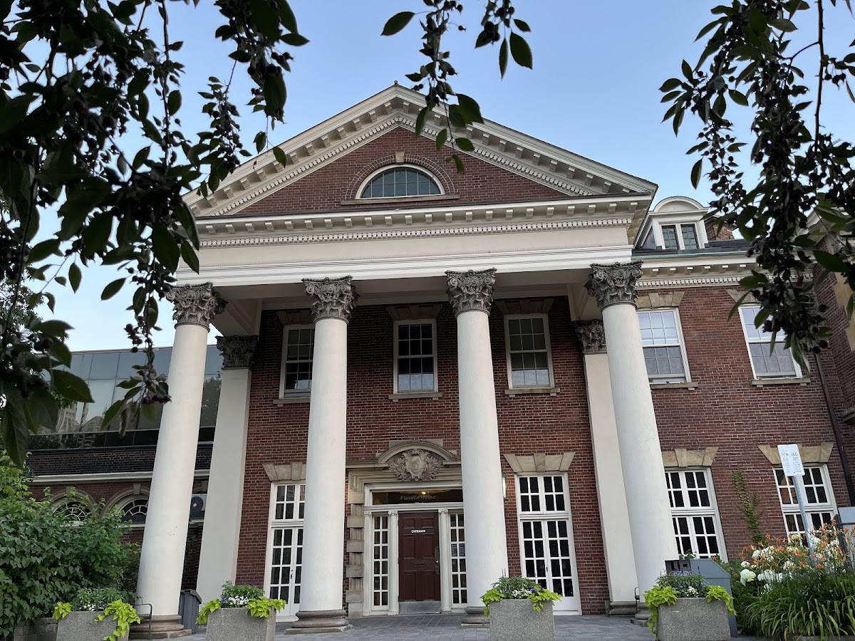 University of Toronto Faculty of Law photo 4