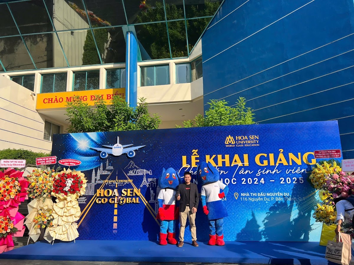 Hoa Sen University photo 6