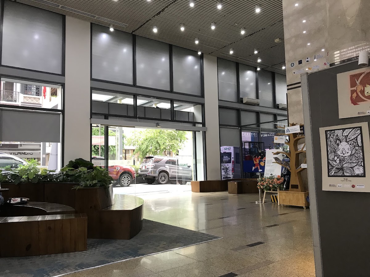 Hoa Sen University photo 7