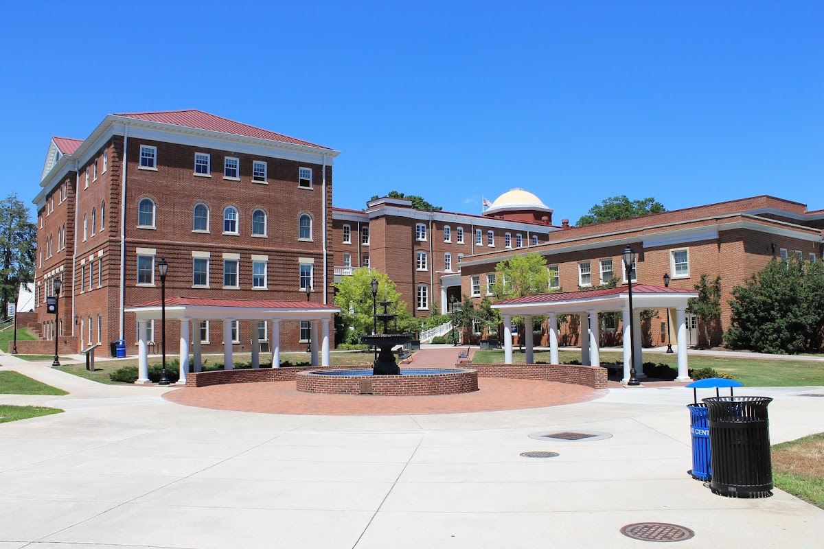 Longwood University photo 6
