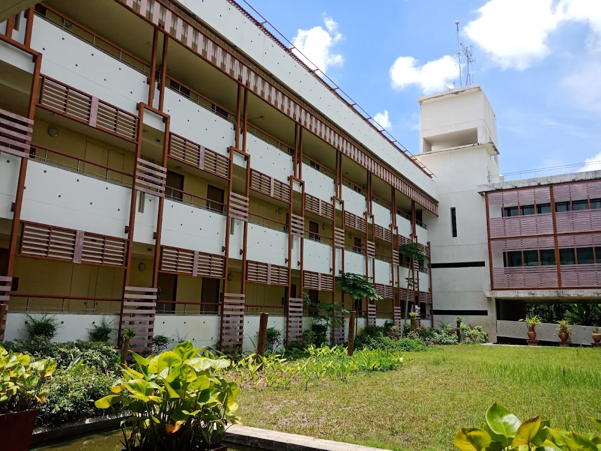 Ubon Ratchathani University photo 7