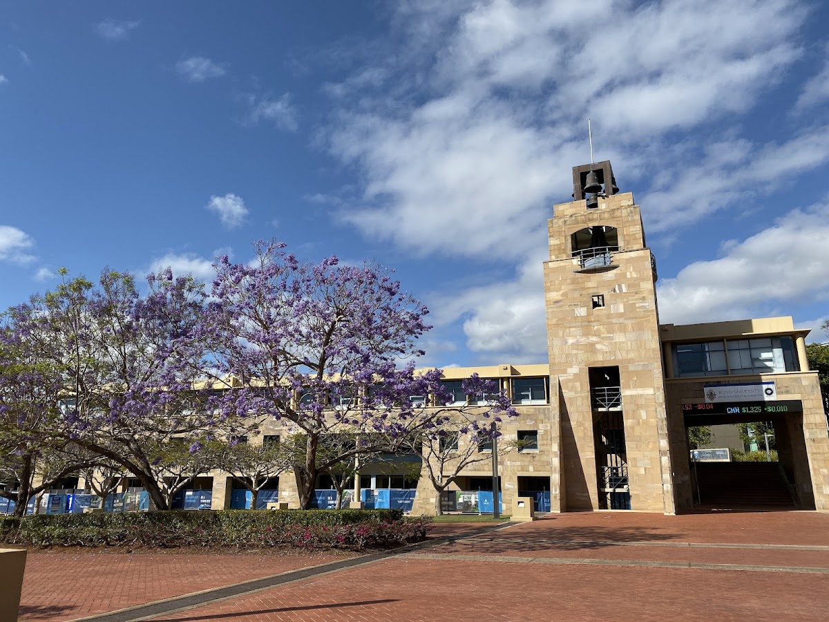 Bond University photo 7