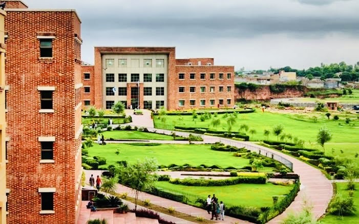 COMSATS University Islamabad photo 2
