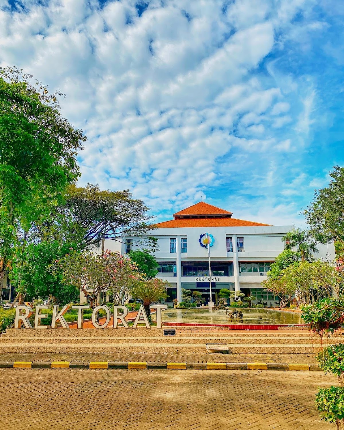 Sepuluh Nopember Institute of Technology photo 8