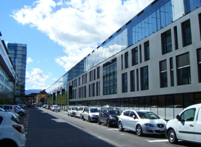 Haute Ecole Arc photo 1