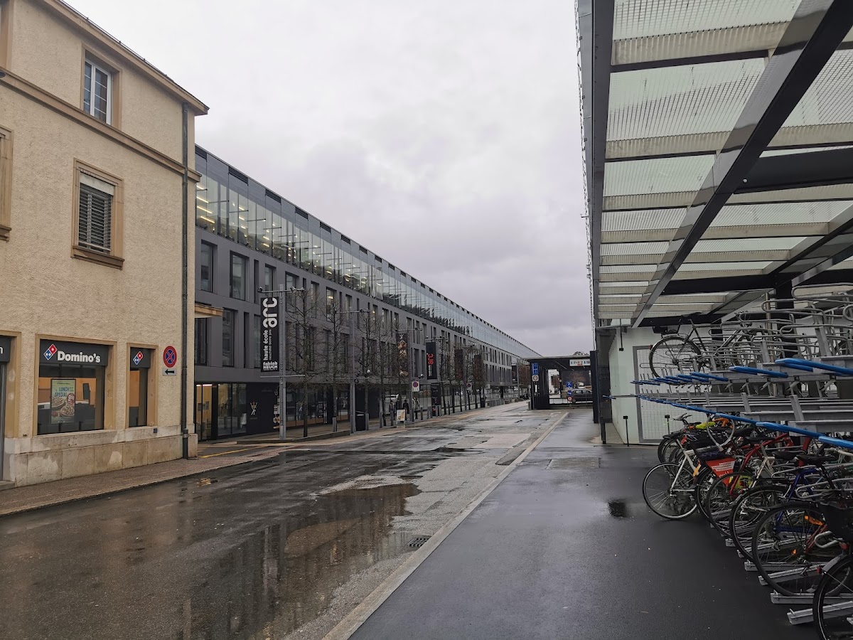 Haute Ecole Arc photo 7