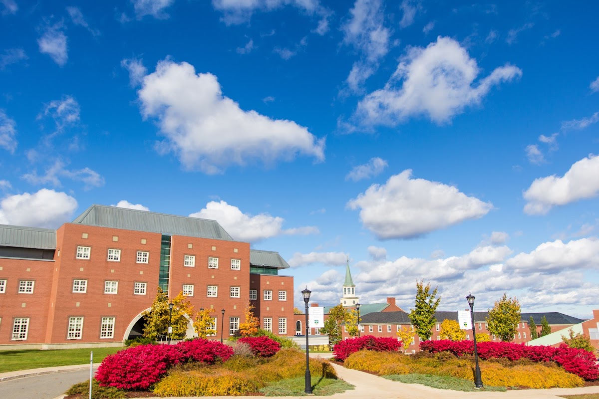 St. Thomas University photo 2