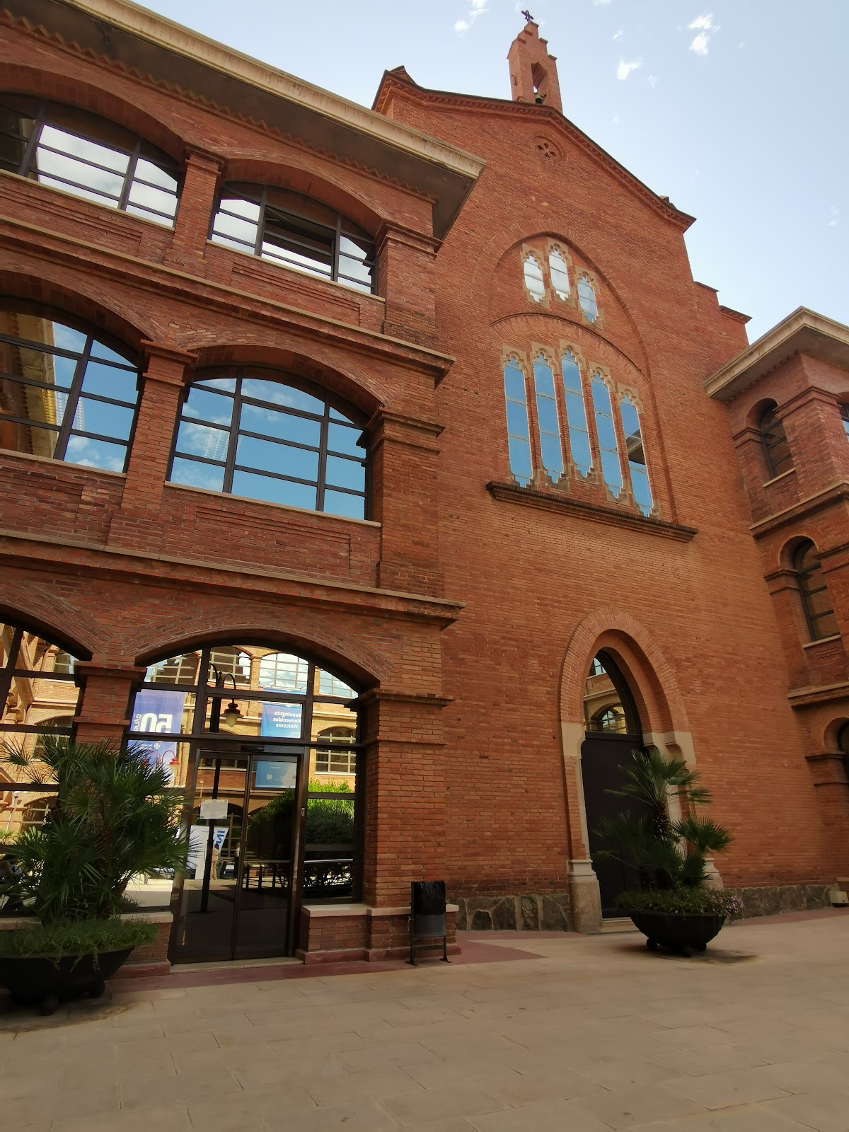 Abat Oliba CEU University photo 7