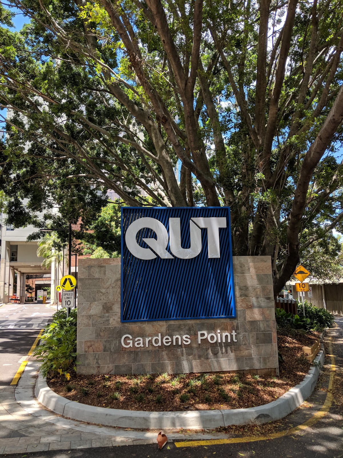 Queensland University of Technology photo 8