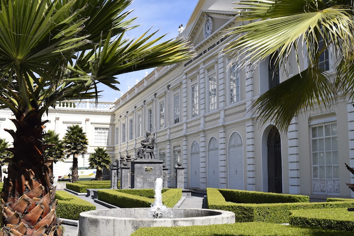 Autonomous University of the State of Mexico photo 3