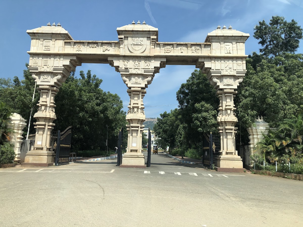 Madurai Kamaraj University photo 2