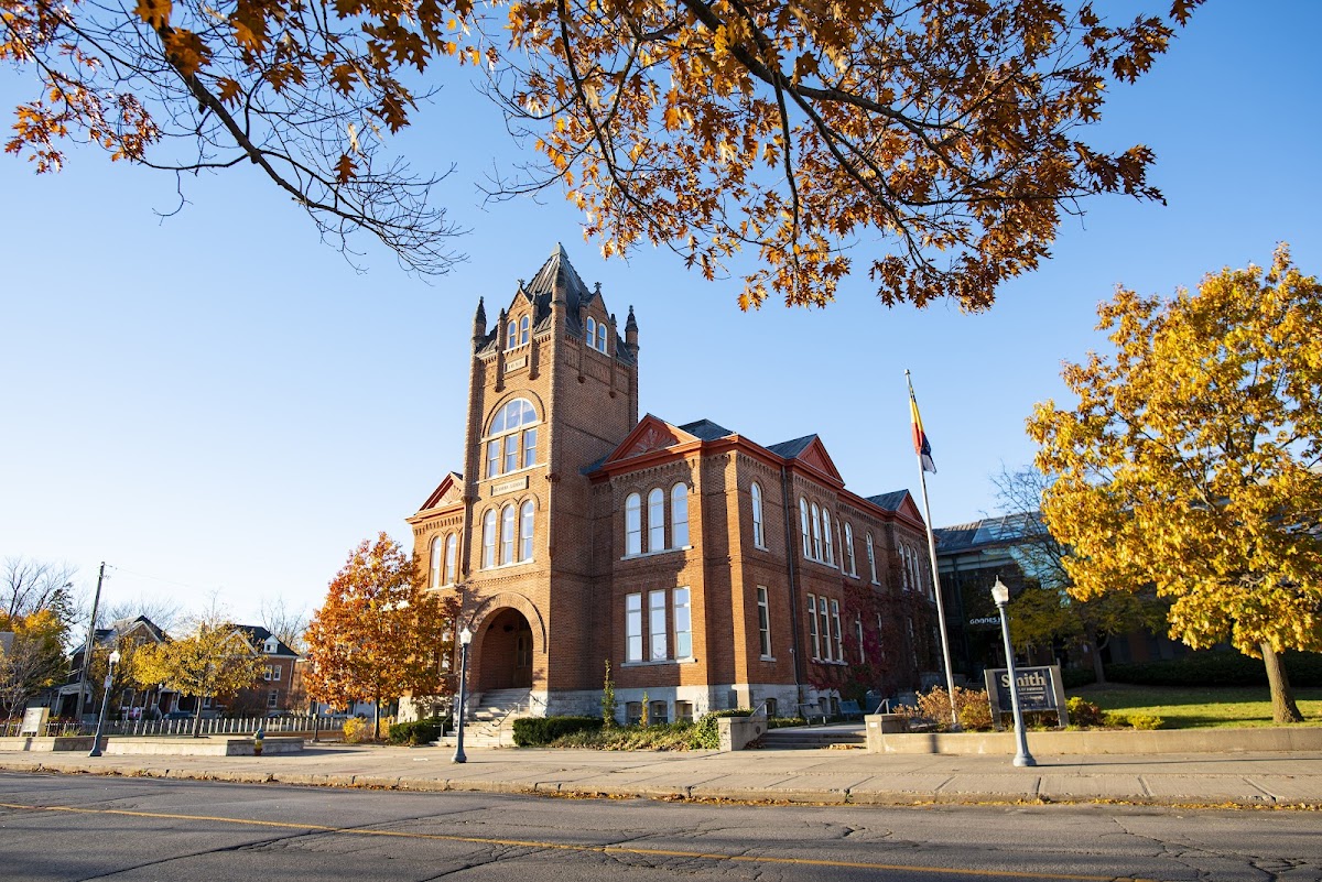 Queen's University photo 2