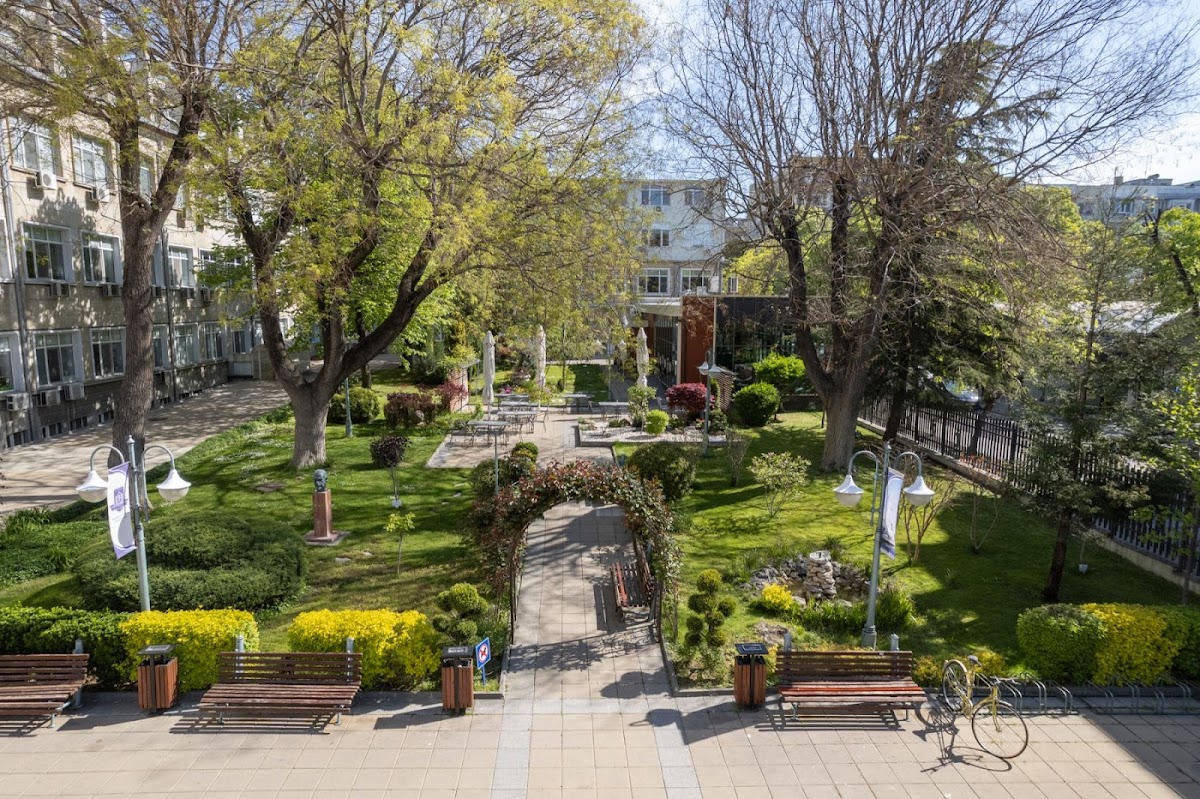 Medical University of Varna photo 2