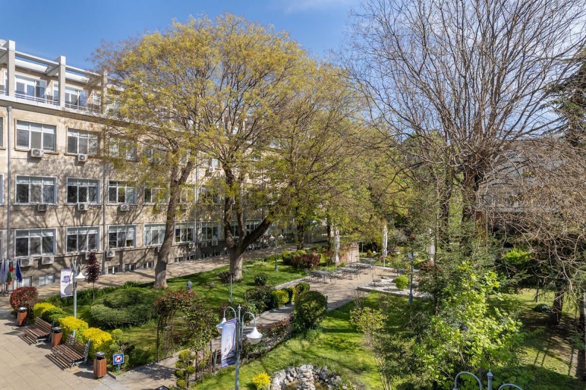 Medical University of Varna photo 3