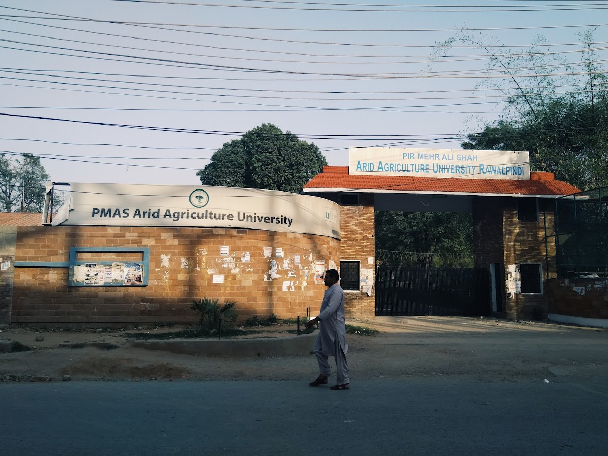 Arid Agriculture University photo 5