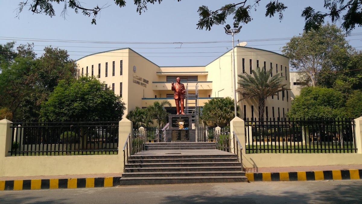 Jawaharlal Nehru Technological University, Hyderabad photo 1