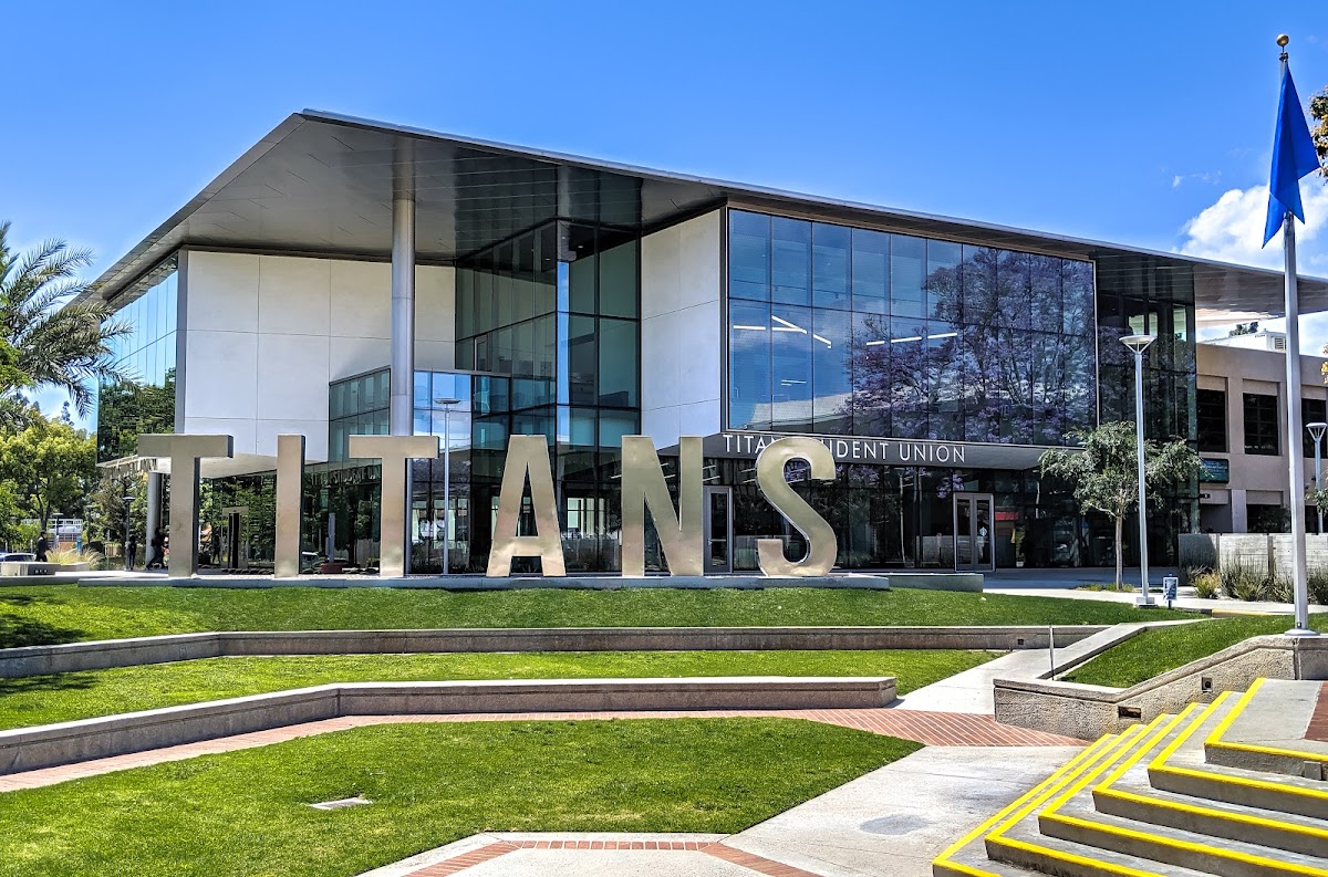 California State University Fullerton photo 1