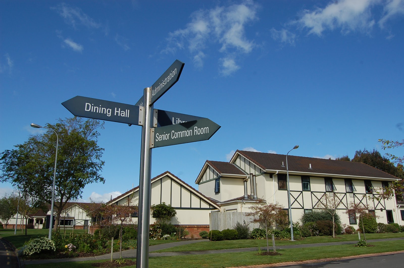 International Pacific College (IPC)