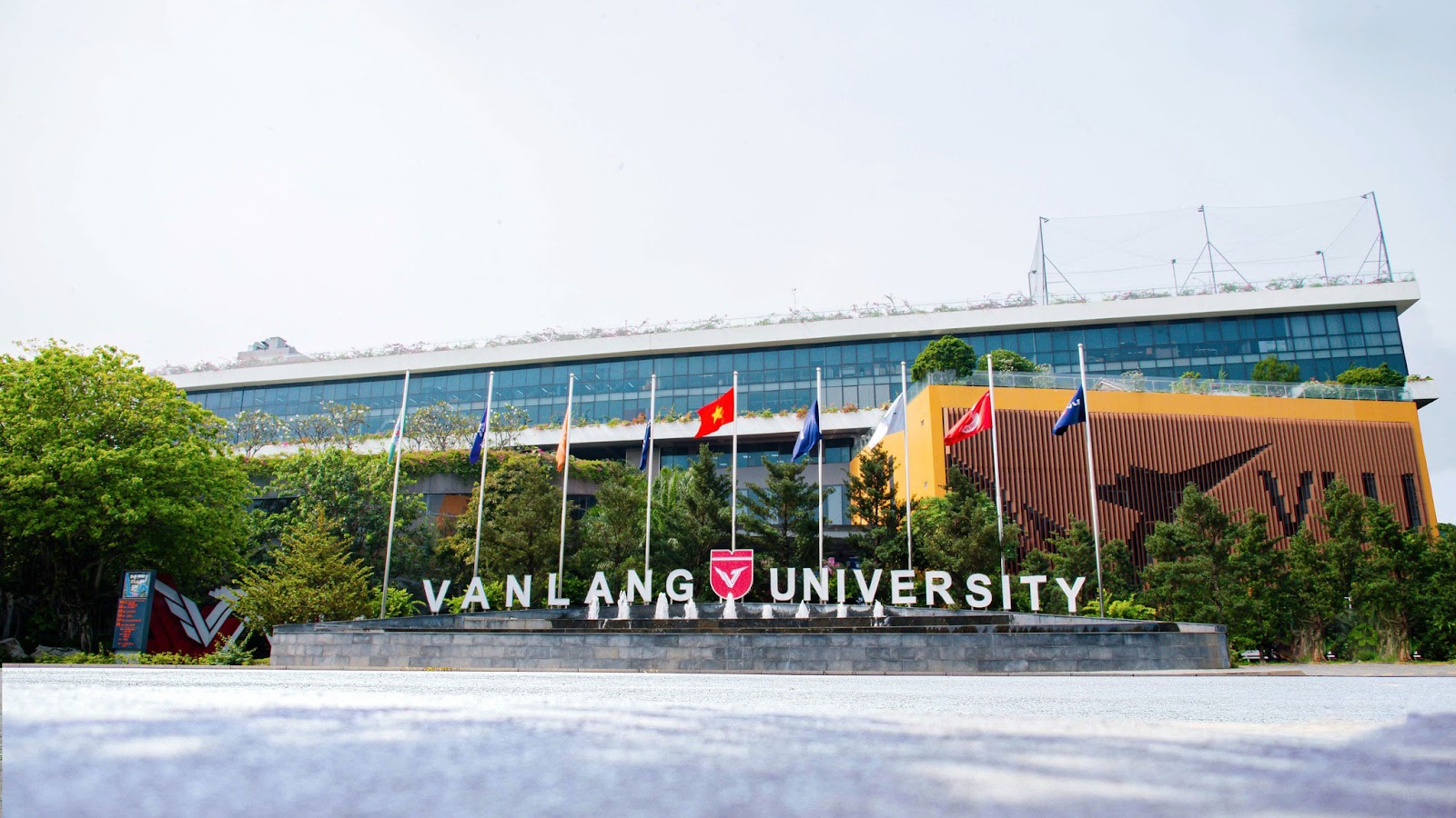 Van Lang University