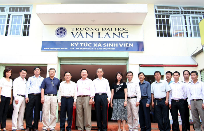 Van Lang University photo 2