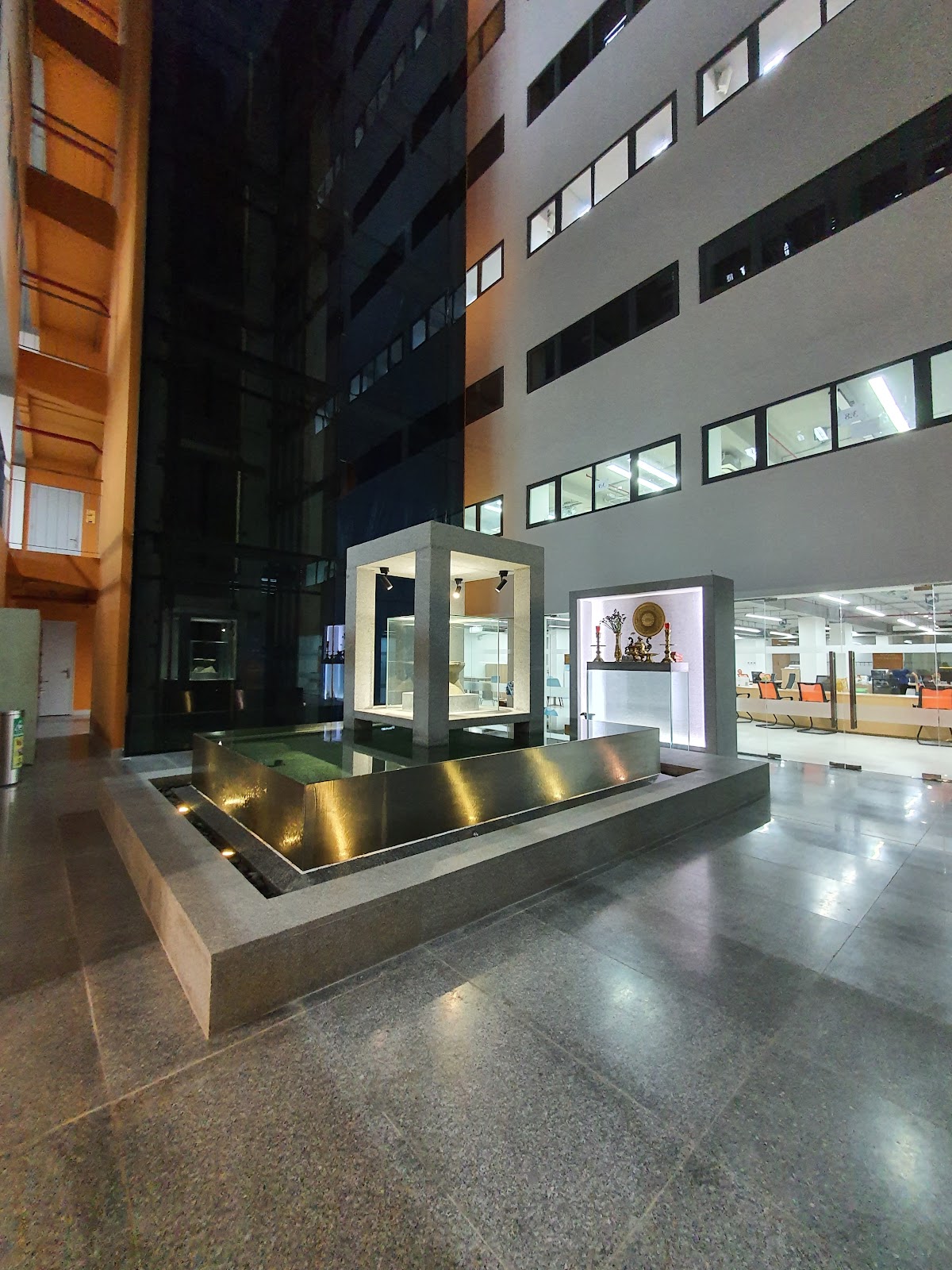 Van Lang University photo 7