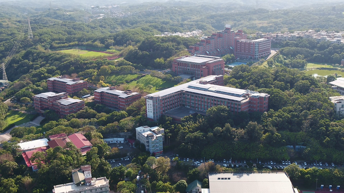 Hsuan Chuang University photo 2