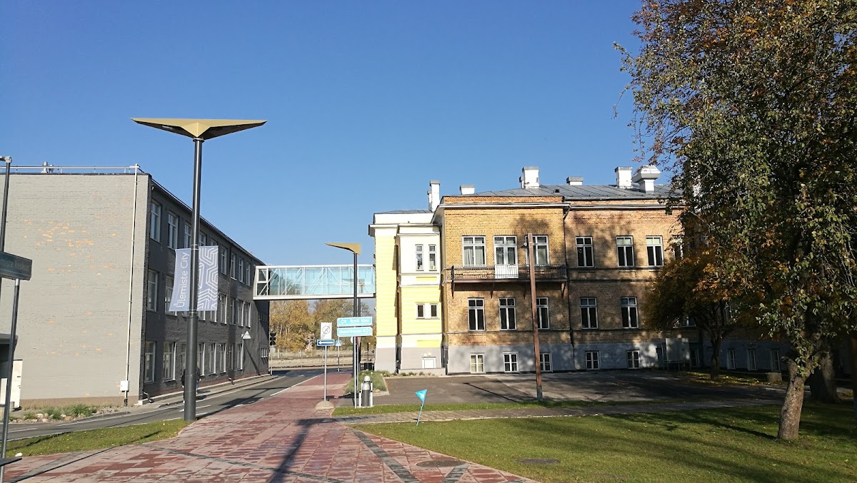 Mainor Business School photo 1