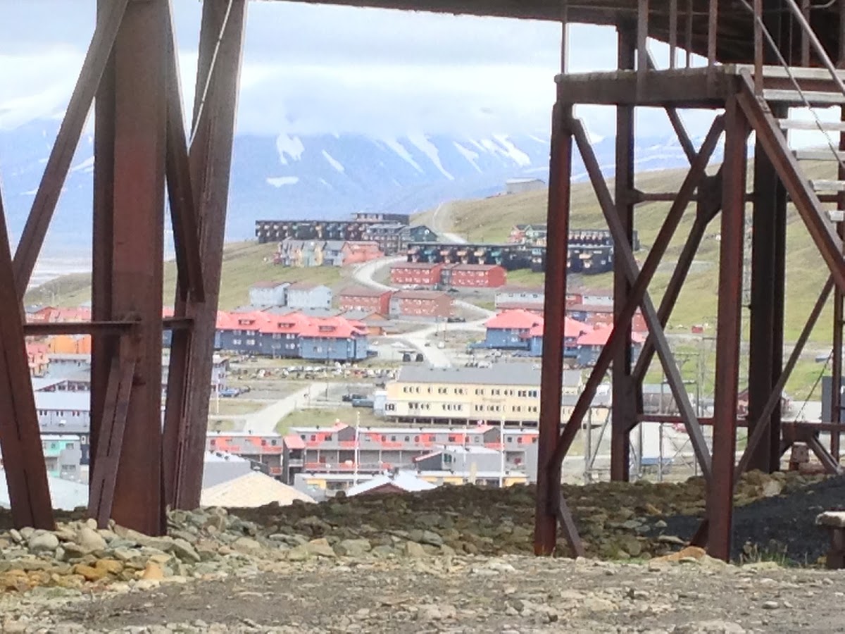 The Arctic University Centre for Svalbard (UNIS) photo 8