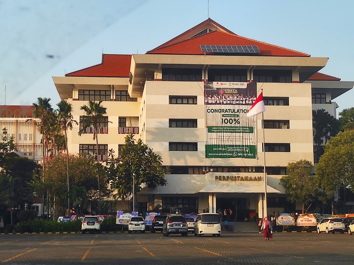 Universitas Surabaya photo 3