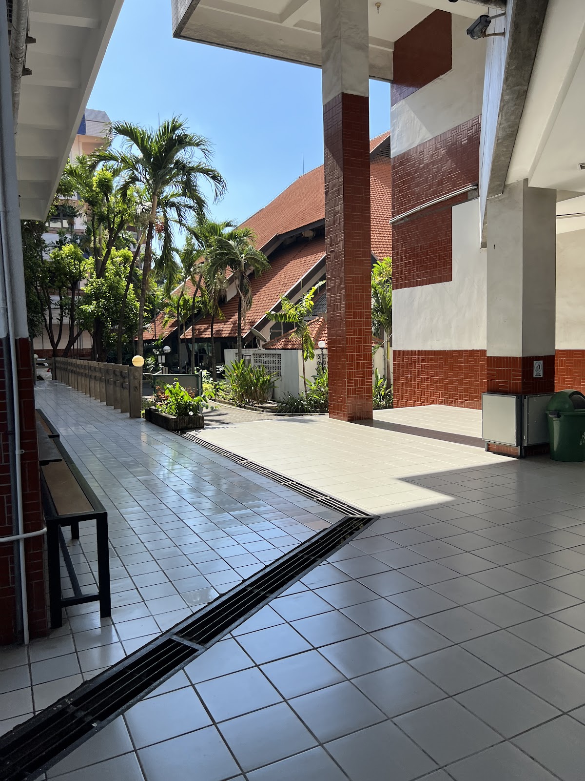 Universitas Surabaya photo 6