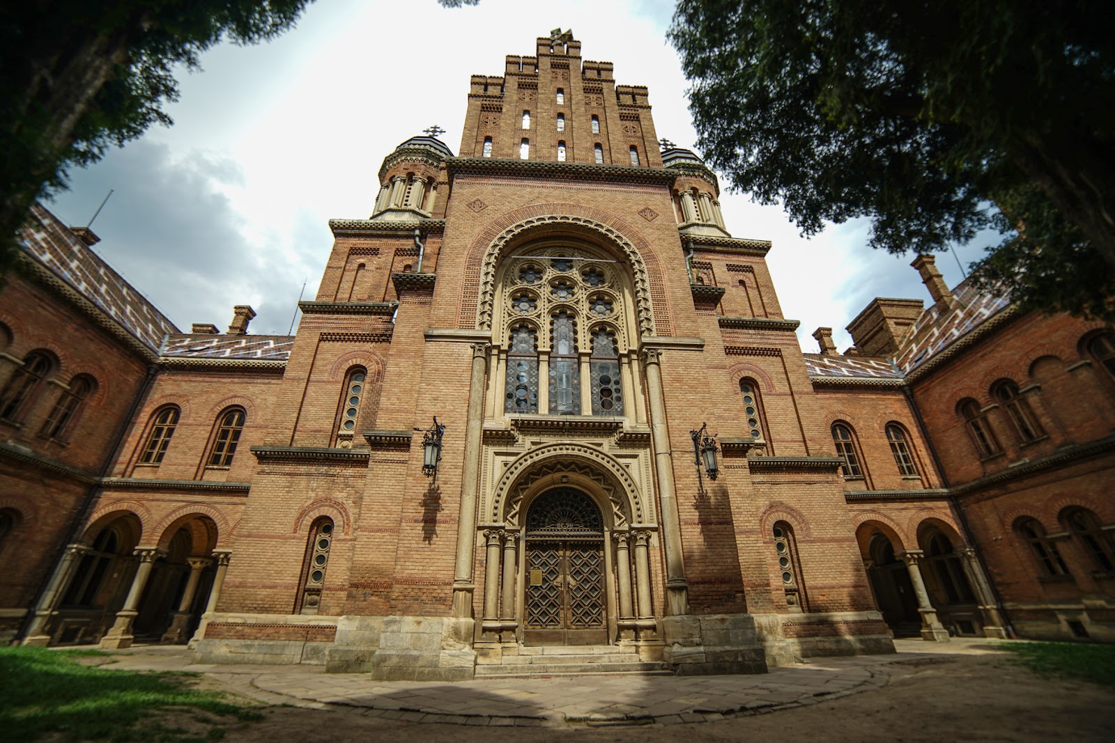 Chernivtsi National University