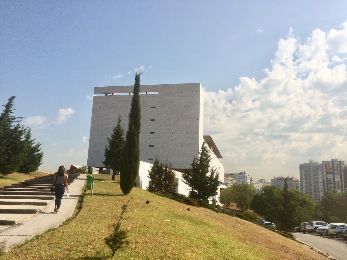 Escola Superior de Comunicação Social photo 3